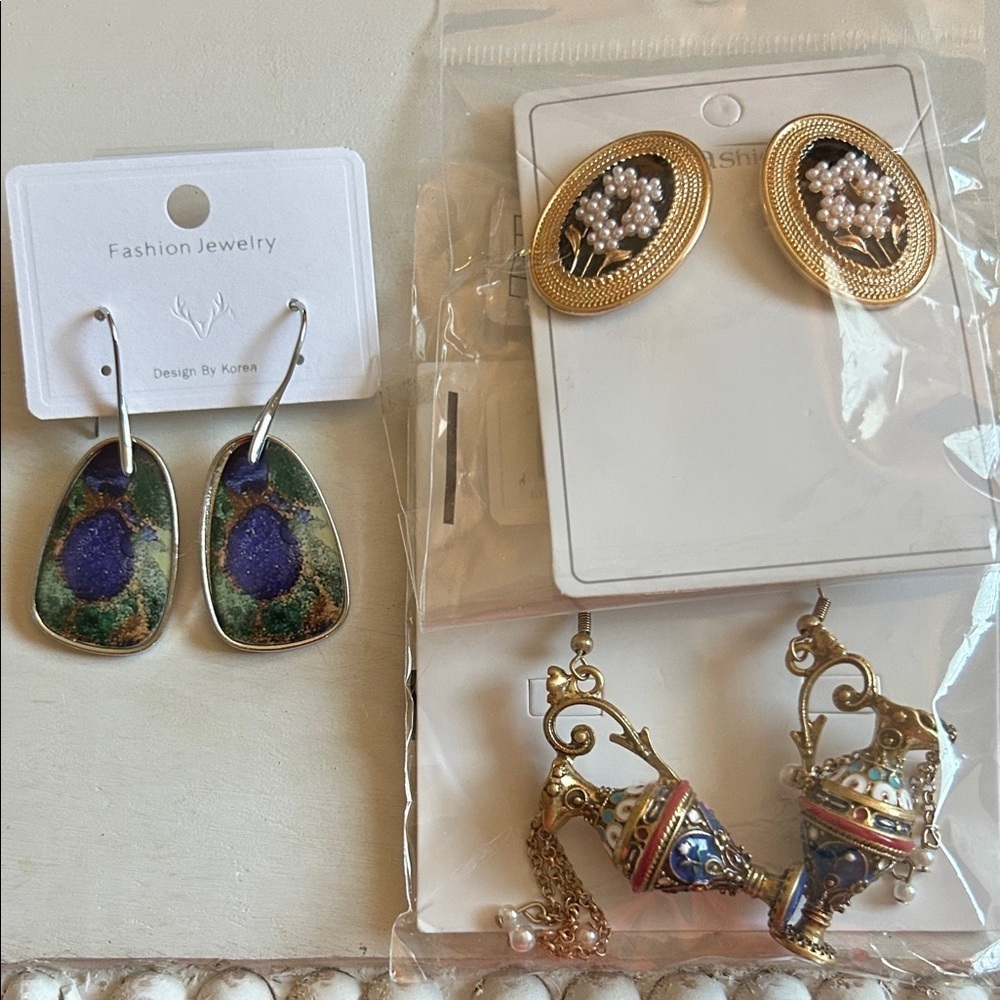 New Bundle of three pair 
Fashion Jewelry/ earrings.